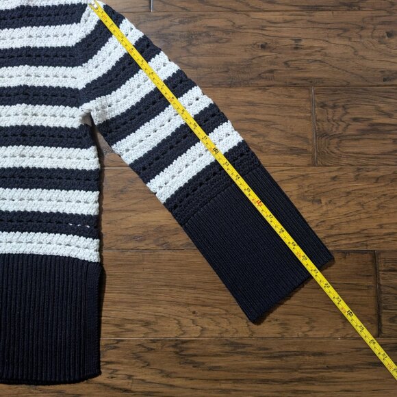 New Gap 24/7 Split Hem Crochet sweater navy striped size small - Picture 8 of 16